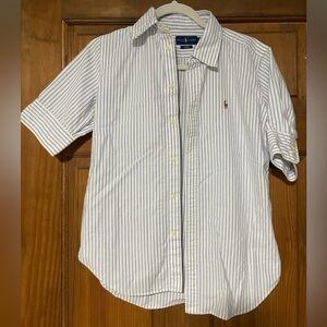 Slim fit short sleeve button up